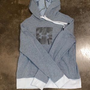 Under Armour Sweatshirt